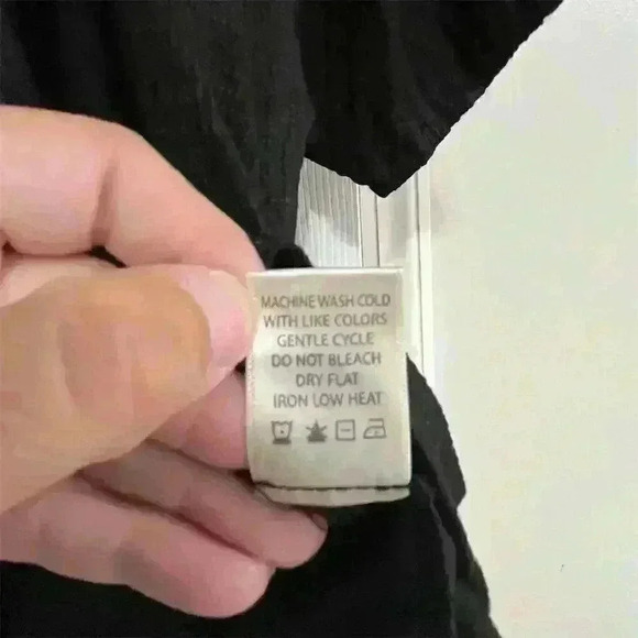 Max Studio Women's Black Bubble Short Sleeve Textured Blouse Size S - Picture 7 of 9